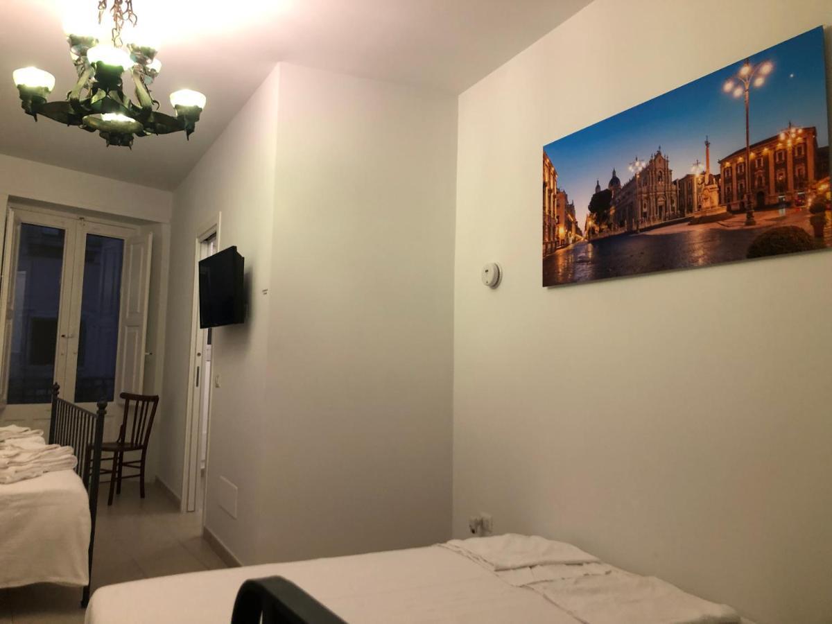 Вілла Garibaldi 94- Intera Casa A 2 Passi Dal Duomo Катанія Екстер'єр фото